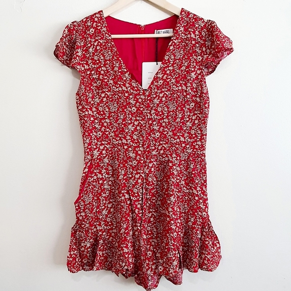 🆕️ Mura: Lost Muse Red Romper with Tan Floral Print. Cott-Poly Underlined. MED. - Picture 3 of 13